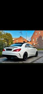 Mercedes-Benz CLA 250 2.0 155KW 7G-DCT (aut) 2013 Wit, Auto's, CLA, 1380 kg, Zwart, 4 cilinders