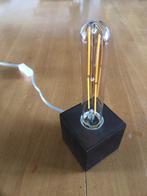 Sierlamp op bronzen kubus, Huis en Inrichting, Lampen | Hanglampen, Minder dan 50 cm, Zo goed als nieuw, Ophalen, Glas