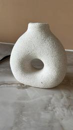 Donut vaas 15x15, Huis en Inrichting, Steen, Wit, Ophalen of Verzenden, Zo goed als nieuw