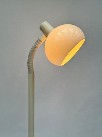 Space Age Witte Mushroom Vloerlamp Dutch Design beschikbaar voor biedingen