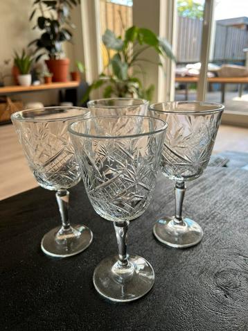 Blomus wijnglazen Amilio (4x) beschikbaar voor biedingen