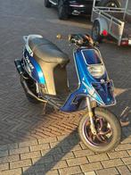 Piaggio typhoon 183cc a1, Fietsen en Brommers, Scooters | Piaggio, Ophalen, Zo goed als nieuw, Tweetakt, Overige modellen