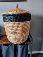 Grote riete Mand met deksel, Huis en Inrichting, Woonaccessoires | Schalen en Manden, Ophalen, Nieuw, Rond, Riet