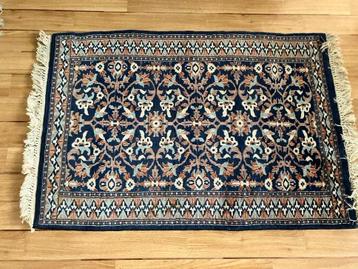 2 x Oosters tapijt beschikbaar voor biedingen