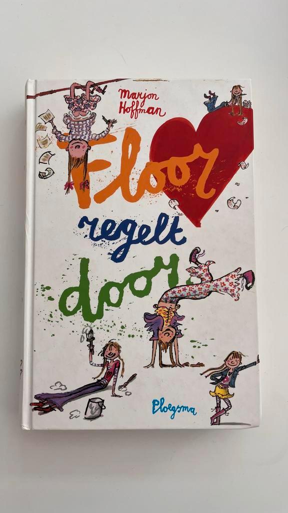 Floor regelt door - Marjon Hoffman, Boeken, Kinderboeken | Jeugd | 10 tot 12 jaar, Gelezen, Fictie, Ophalen of Verzenden