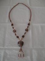 Paarsbruine ketting met hart van glaskralen goede staat, Ophalen of Verzenden, Zo goed als nieuw, Overige materialen