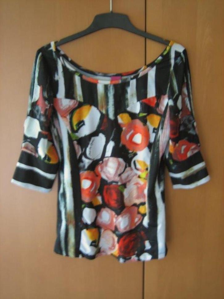 Prachtig dessin en kleur shirt SAVE THE QUEEN 36-38 snazzeys, Kleding | Dames, Blouses en Tunieken, Nieuw, Maat 38/40 (M), Overige kleuren