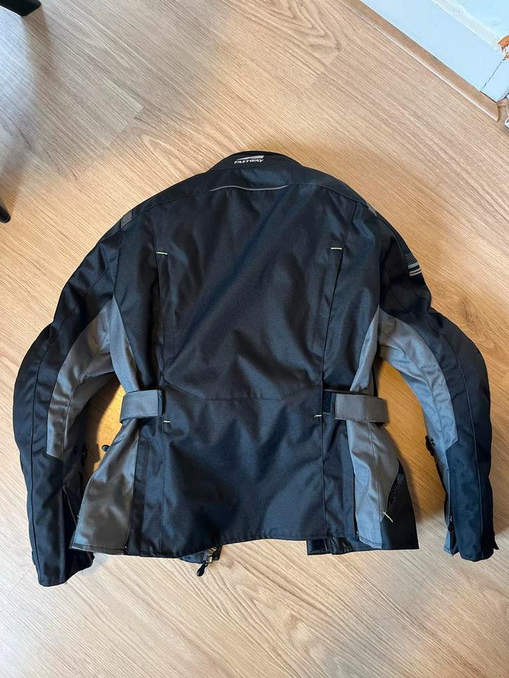 Motorjas met bescherming van Fastway, Motoren, Kleding | Motorkleding, Jas | textiel, Dames, Tweedehands, Ophalen of Verzenden