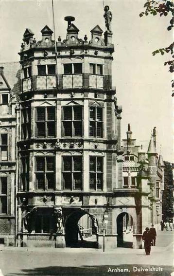 (301-091-017) Arnhem Duivelshuis beschikbaar voor biedingen