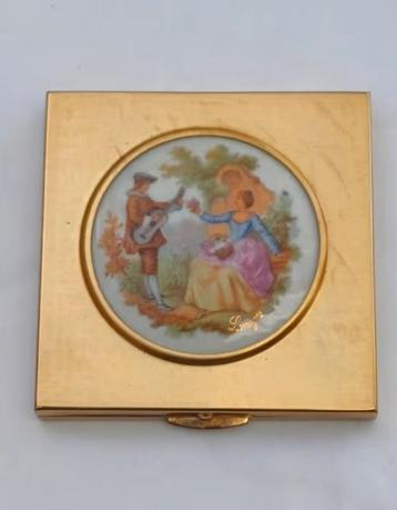 Poederdoos van Limoges / uit 1955  / met div extra's beschikbaar voor biedingen