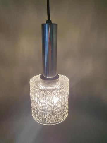 Vintage Crackle glass hanglamp met chromen armatuur. beschikbaar voor biedingen
