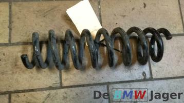 Achterveer BMW 1 serie E8X 3 serie E9X veercode: D0 beschikbaar voor biedingen