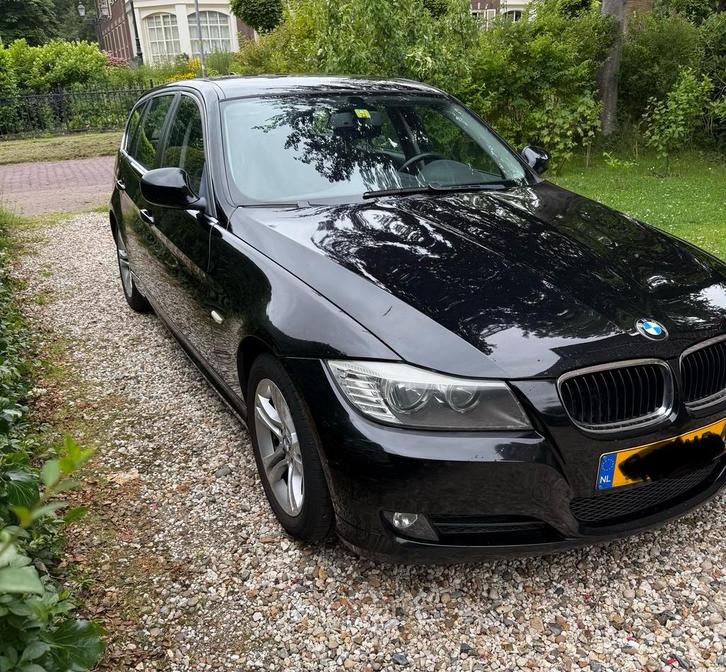 BMW 320 Touring zwart Benzine geen milieuzone probleem, Auto's, BMW, Particulier, 3-Serie, Airbags, Airconditioning, Alarm, Bluetooth