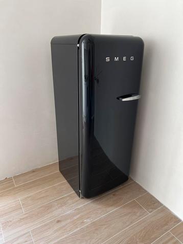 Zwarte Smeg Koelkast - Retro Stijl beschikbaar voor biedingen