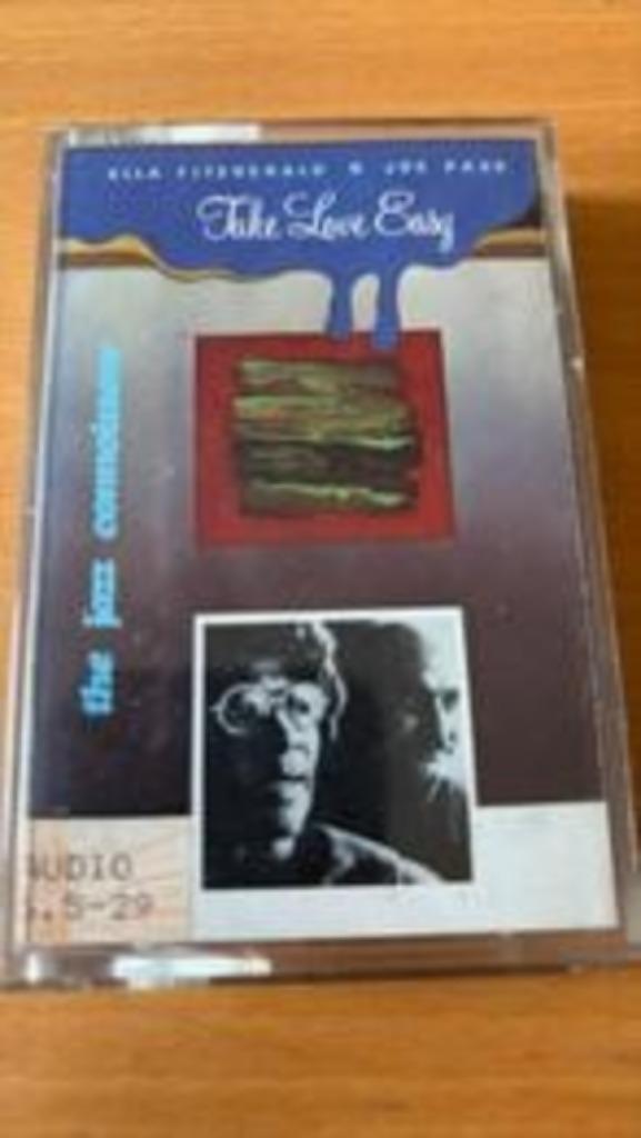 Ella Fitzgerald Joe Pass muziek cassette Take Love Easy, Cd's en Dvd's, Cassettebandjes, Gebruikt, Origineel, Jazz en Blues, 1 bandje