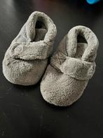 Slofjes UGG, Ophalen, Zo goed als nieuw, Jongetje of Meisje, Slofjes
