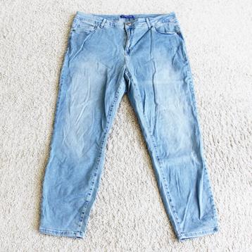 Monroe And More Spijkerbroek (Maat 48) - 561 € 35,- beschikbaar voor biedingen