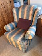 Oude fauteuil met beschadiging, Huis en Inrichting, Fauteuils, Ophalen, Gebruikt, 75 tot 100 cm, 50 tot 75 cm