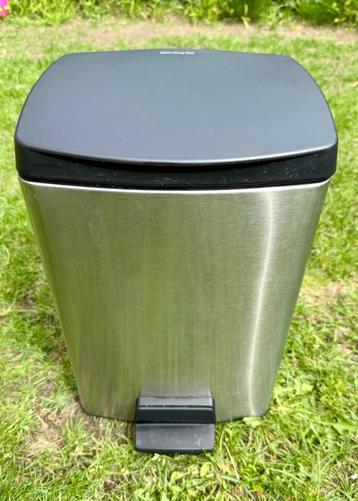 Brabantia prullenbak rvs - zwart 10-12 liter bijna nieuw. beschikbaar voor biedingen
