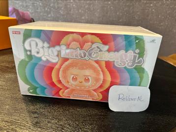 POPMART THE MONSTERS Big into Energy BIG BOX LABUBU la bubu beschikbaar voor biedingen