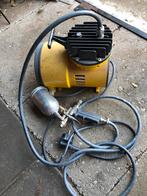 Compressortje met verfspuit, Doe-het-zelf en Verbouw, Schildersmaterialen, Ophalen, Verfspuit of Verfpomp