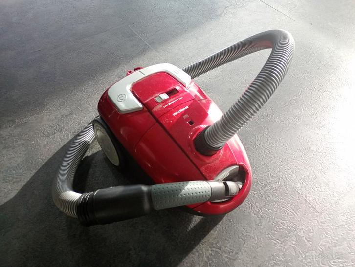 Inventum Stofzuiger/kruimeldief, Witgoed en Apparatuur, Stofzuigers, Gebruikt, Stofzuiger, Minder dan 1200 watt, Stofzak, Ophalen of Verzenden