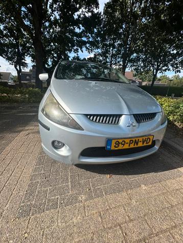 Mitsubishi Grandis 2.4 Mivec 6 2004 Grijs beschikbaar voor biedingen