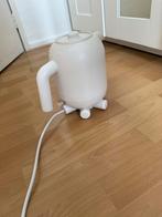 Witte Ketelbinkie (HEMA) waterkoker, Witgoed en Apparatuur, Waterkokers, 1 tot 2 liter, Ophalen, Zo goed als nieuw
