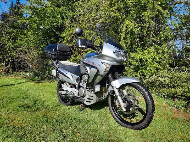 Honda Transalp Xl650v, Motoren, Motoren | Honda, Particulier, Toermotor, 2 cilinders, Handvatverwarming, LED Verlichting, Sportuitlaat