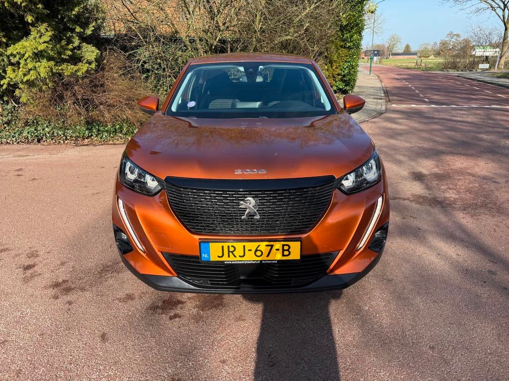Peugeot 2008 1.2 PureTech Active / Navi / Automaat / CarPlay, Gebruikt, Euro 6, USB, 1180 kg