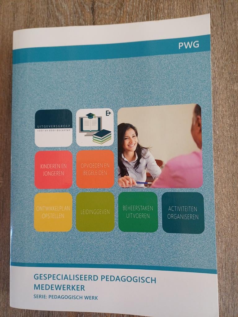 3 boeken Gespecialiseerd Pedagogisch Medewerker MBO4, Ophalen of Verzenden