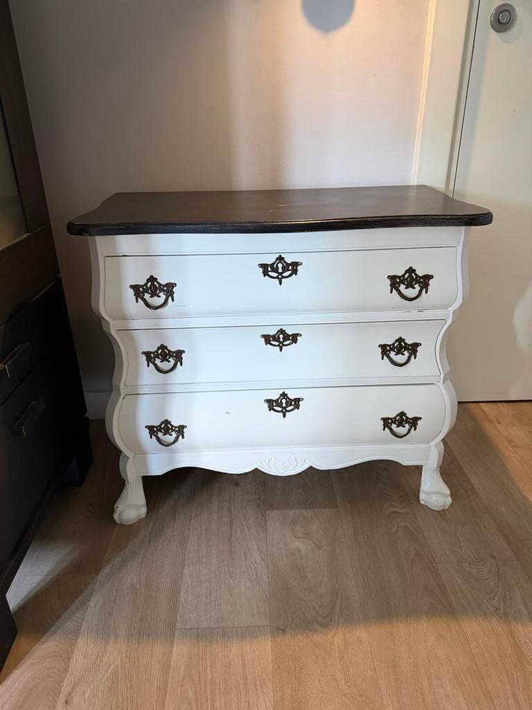 Antiek Buikkastje - Wit met Zwart Blad, Huis en Inrichting, Kasten | Ladekasten, Gebruikt, 3 of 4 laden, Minder dan 100 cm, 25 tot 50 cm