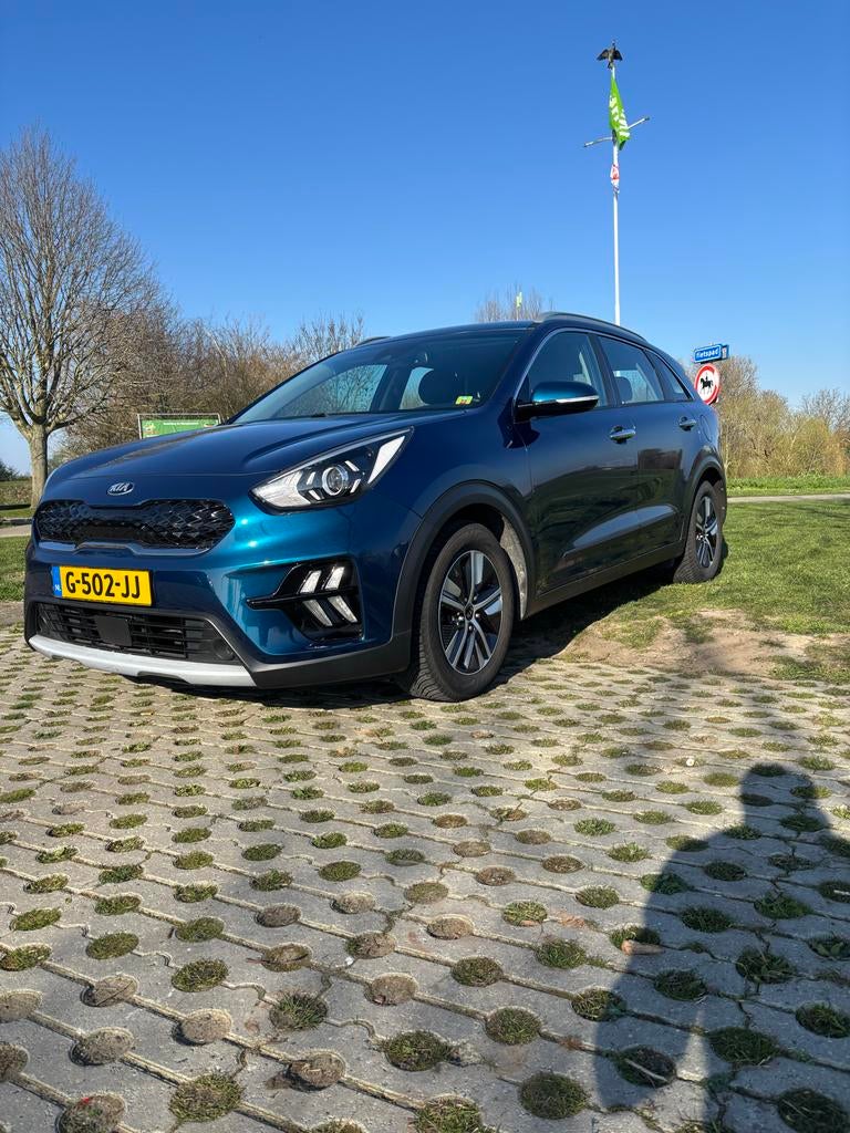 Kia Niro 1.6 GDi Hybrid 141pk Dct6 2019 Blauw, Auto's, Kia, 1580 cc, Blauw, Origineel Nederlands, 75 €/maand