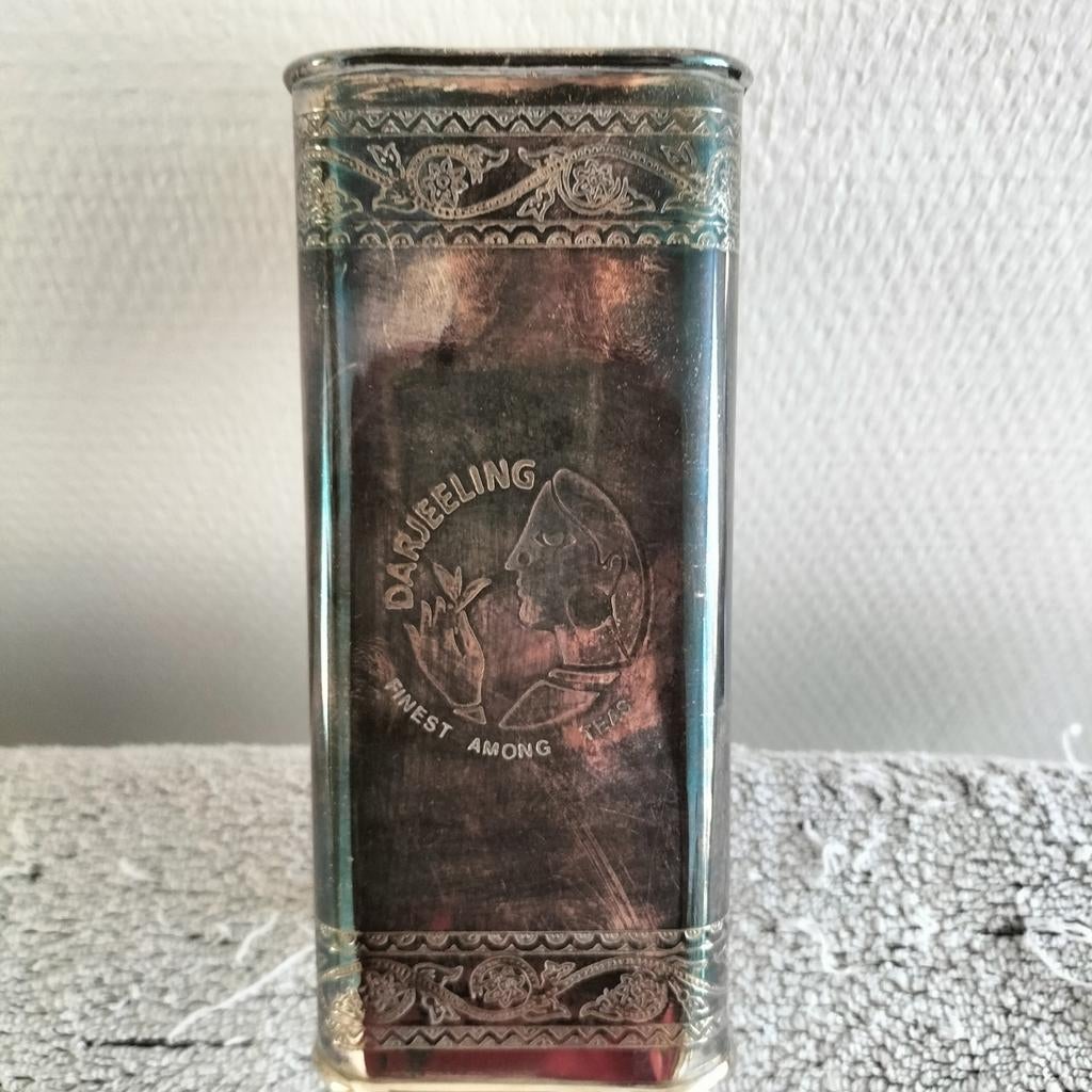 Verzilverde theebus Darjeeling Finest Tea, gevuld met thee, Ophalen of Verzenden