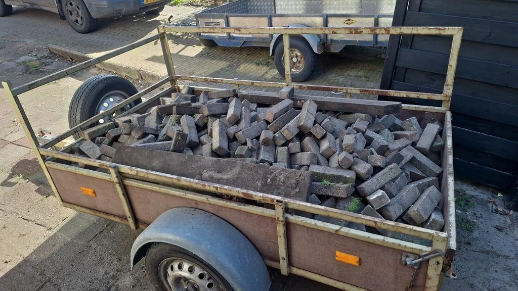 Gratis Waaltjes, Ophalen of Verzenden, Gebruikt, Beton, Klinkers