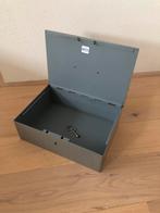 Vintage geldkluis, Huis en Inrichting, Woonaccessoires | Kisten, Ophalen, Zo goed als nieuw, Minder dan 50 cm