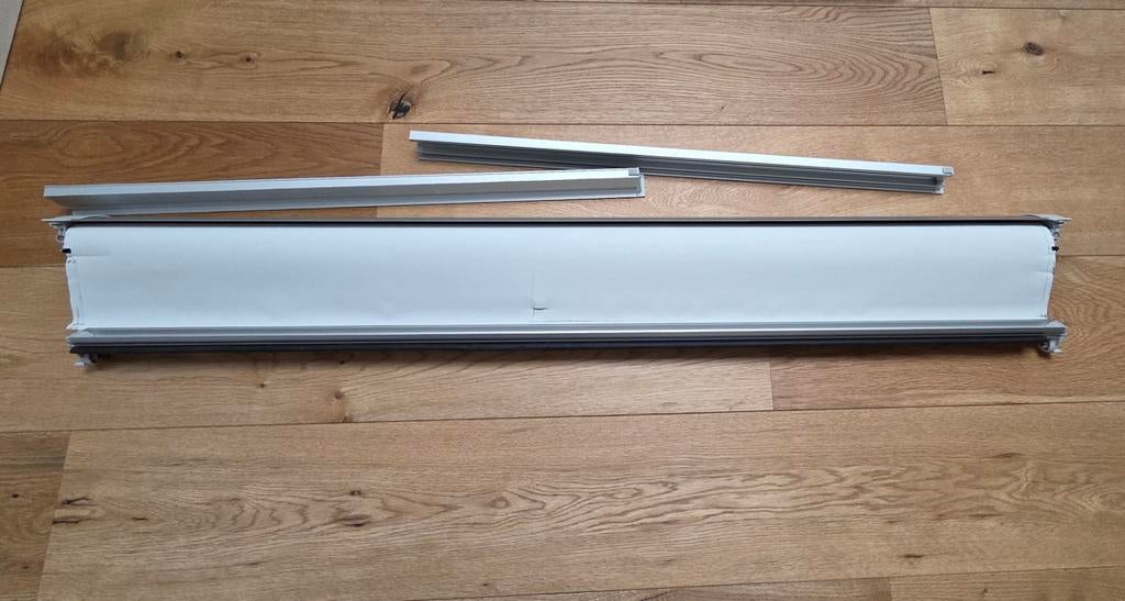 Velux verduisterend rolgordijn (GGL 7), Ophalen, Gebruikt, 200 cm of meer, Wit