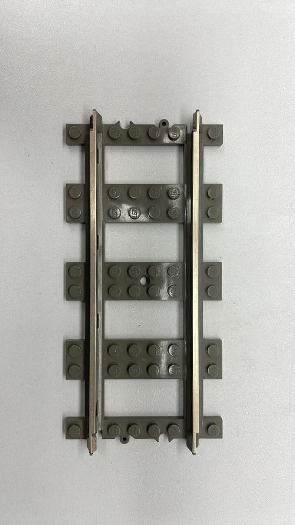 SB1904 Lego 9v trein rails (metalen geleider) recht per stuk, Kinderen en Baby's, Speelgoed | Duplo en Lego, Ophalen of Verzenden