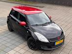 Suzuki Swift 1.2 5-D 2013 Zwart met rode details, Auto's, Voorwielaandrijving, 4 cilinders, 400 kg, Origineel Nederlands