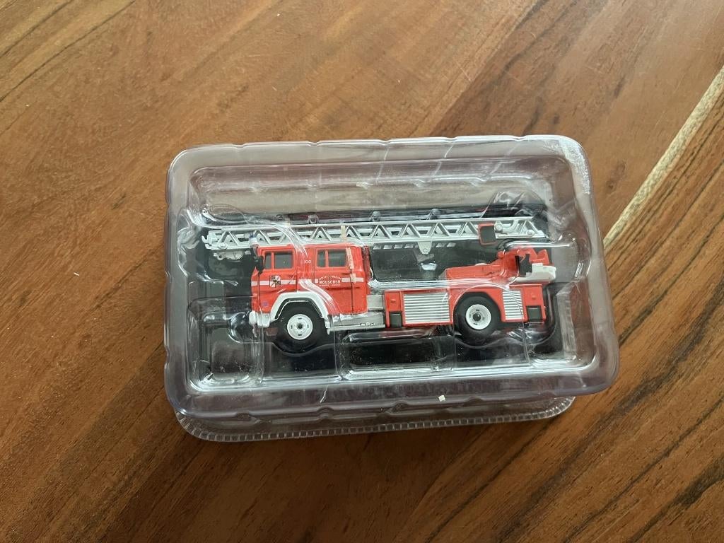 Miniatuurmodel van een Iveco Magirus AG brandweerwagen., Ophalen of Verzenden, Nieuw, Bus of Vrachtwagen, Overige merken