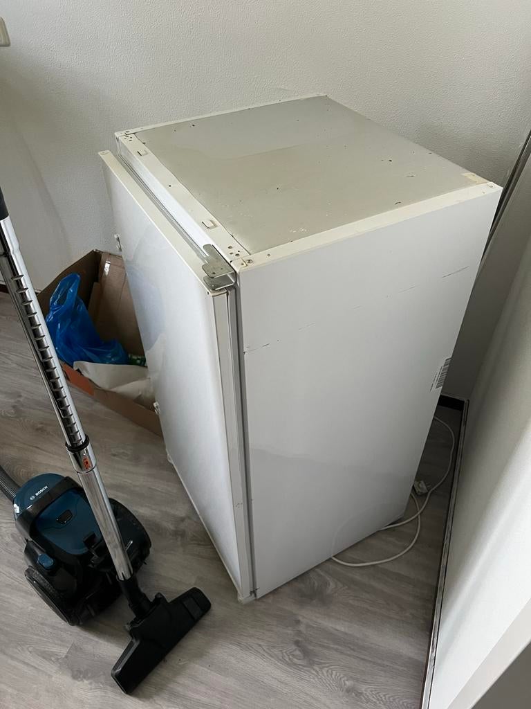 Inbouw koelkast met vriesvak - Bieden vanaf 50 euro, 85 tot 120 cm, Gebruikt, 100 tot 150 liter, Ophalen of Verzenden