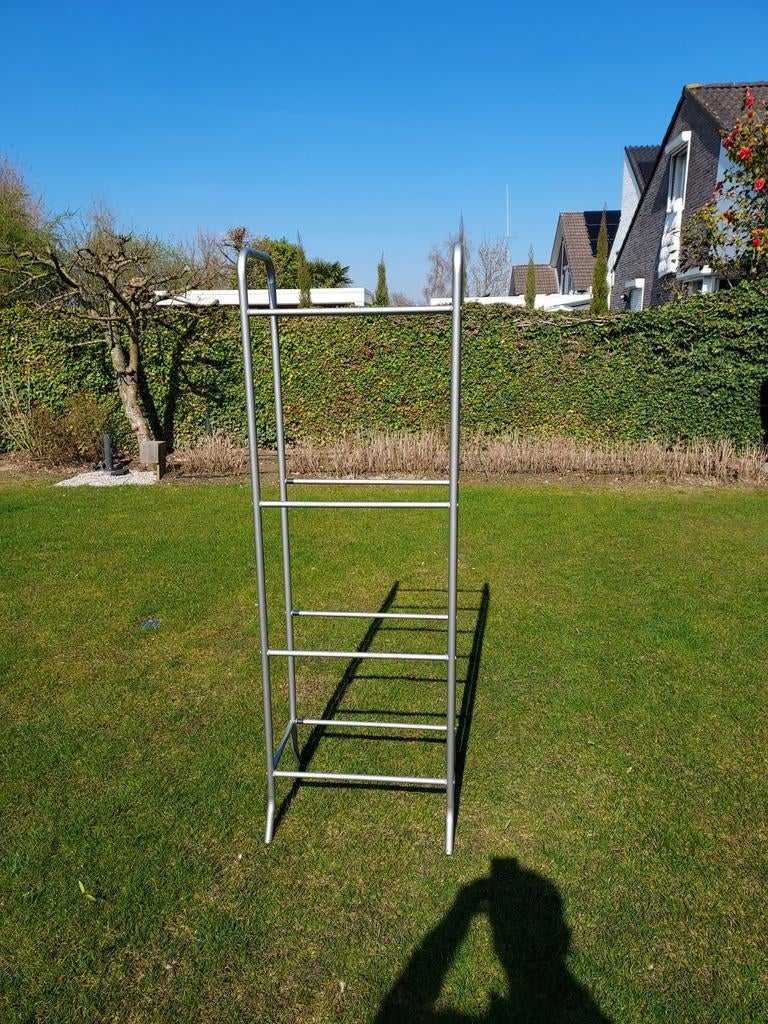 Krattenrek, zo goed als nieuw, Ophalen