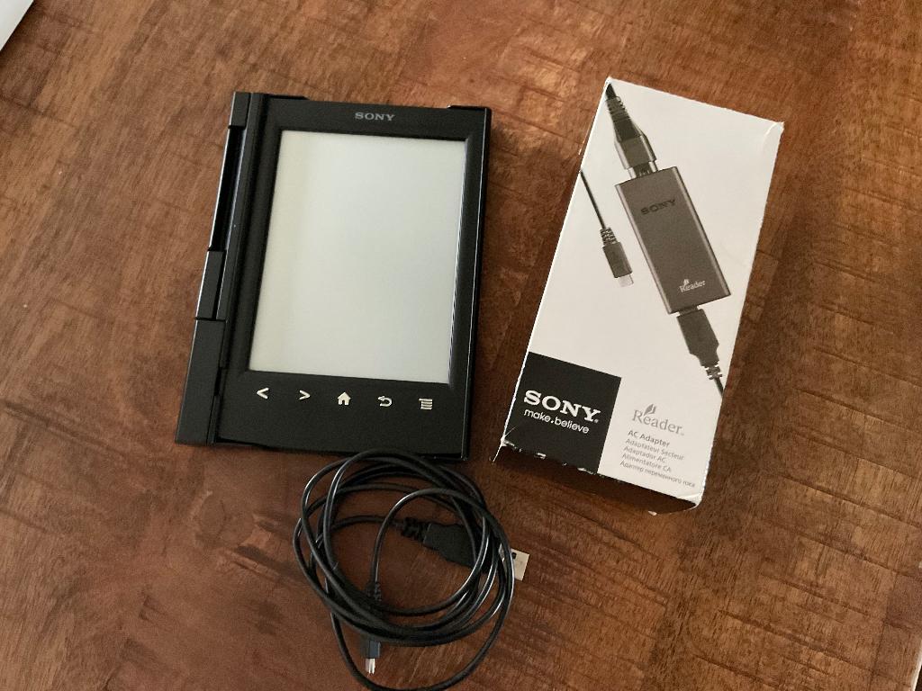 Sony E reader, Computers en Software, E-readers, Ophalen of Verzenden, Wi-Fi, 7 inch, Sony e reader