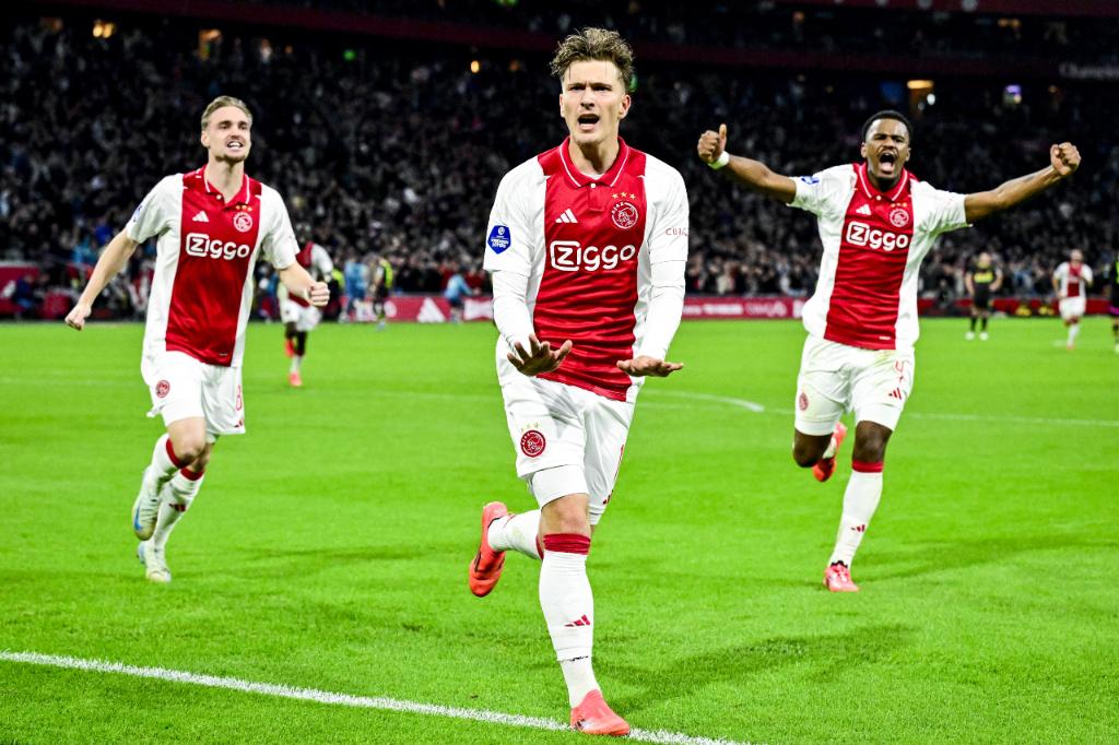 3 tickets ajax - psv, Tickets en Kaartjes, Drie personen of meer, Mei