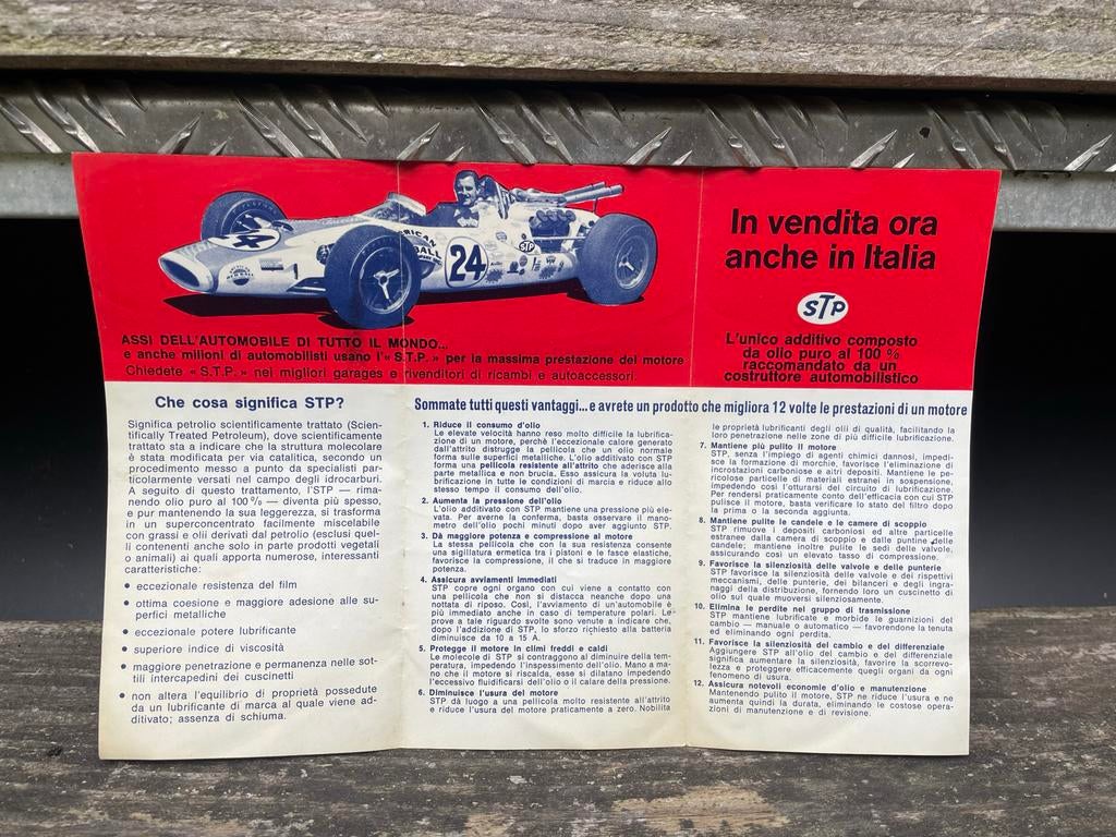 STP olie folder, Verzamelen, Merken en Reclamevoorwerpen, Ophalen of Verzenden, Zo goed als nieuw, Overige typen