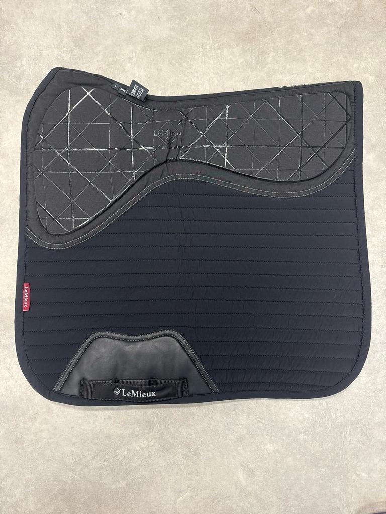 Lemieux dekje softshell grip zwart full dressuur, Dieren en Toebehoren, Paarden en Pony's | Dekens en Dekjes, Full (L), Dressuurdekje