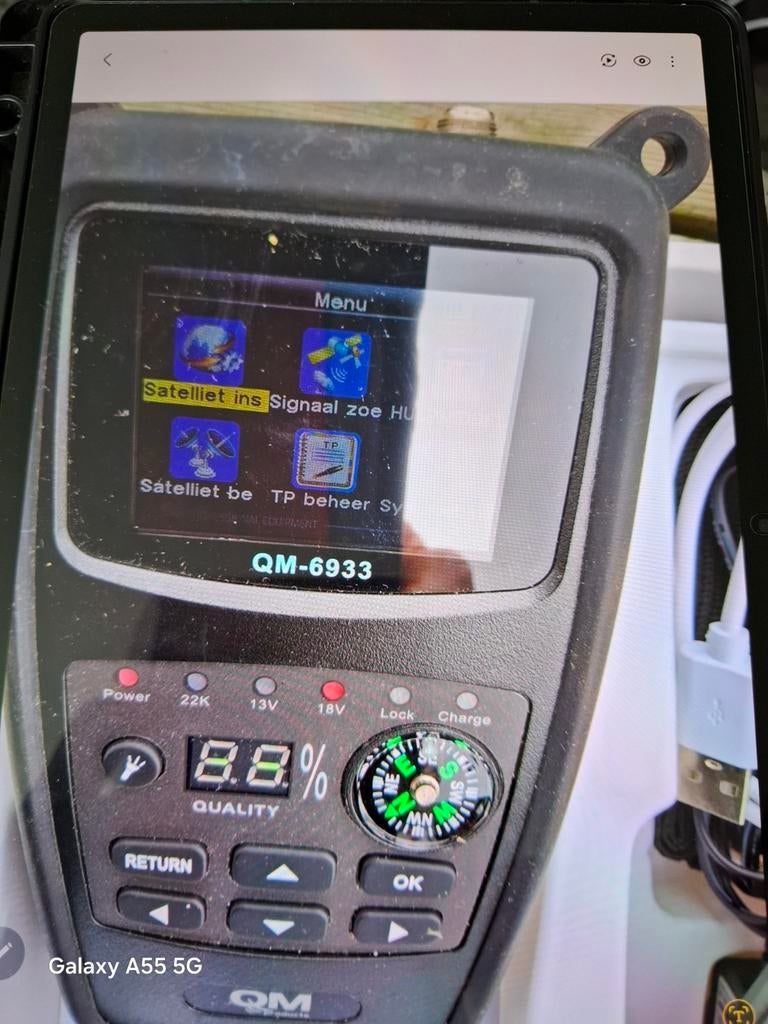 Complete set voor tv kijken op de camping, Ophalen, Zo goed als nieuw, (Schotel)antenne, Overige merken