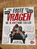 Foute Vragen - Party spel, Drie of vier spelers, Ophalen of Verzenden, Zo goed als nieuw
