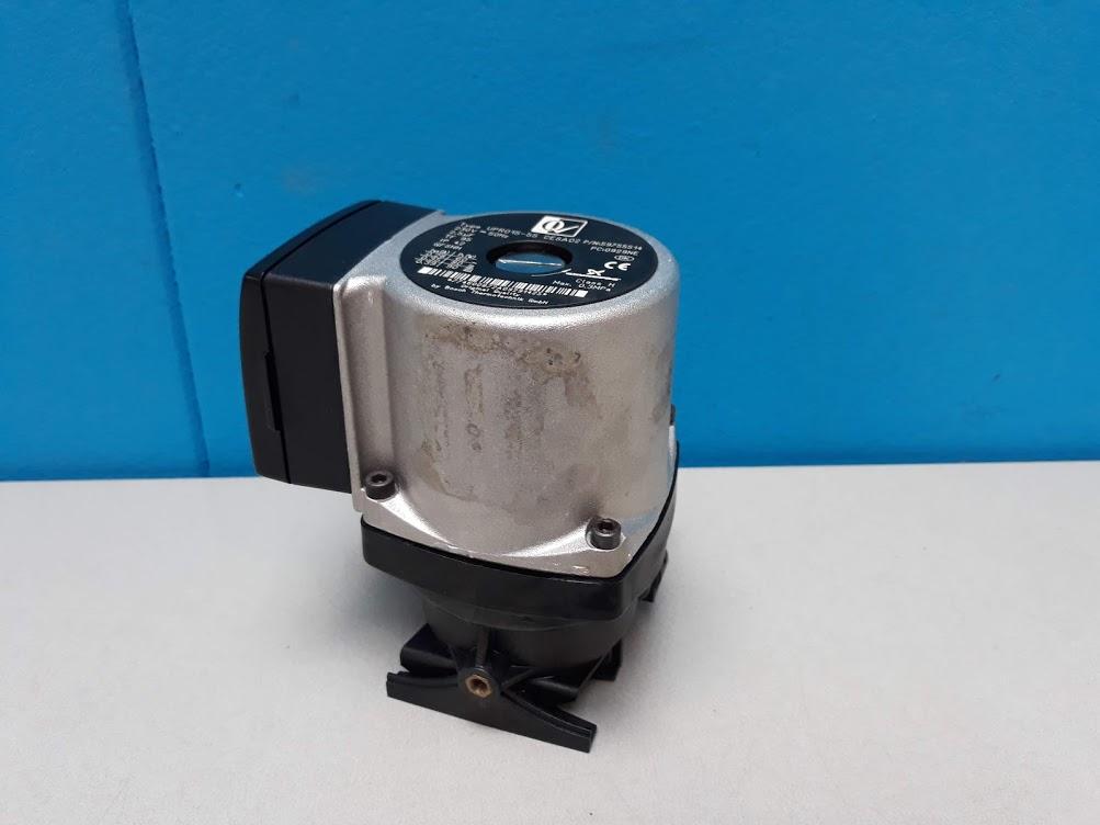 Cv pomp Nefit Proline HRC24/CW4 UPRO15/55 CESA02 Grundfos, Niet ingevuld, Gebruikt, Cv-ketel of Combi-ketel, Niet ingevuld
