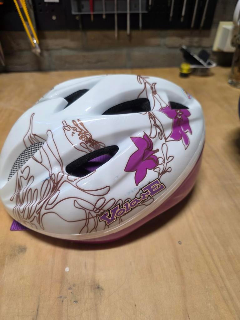 Volare kinderfietshelm Wit/Paars, Ophalen of Verzenden, Gebruikt, Jongen of Meisje, Volare